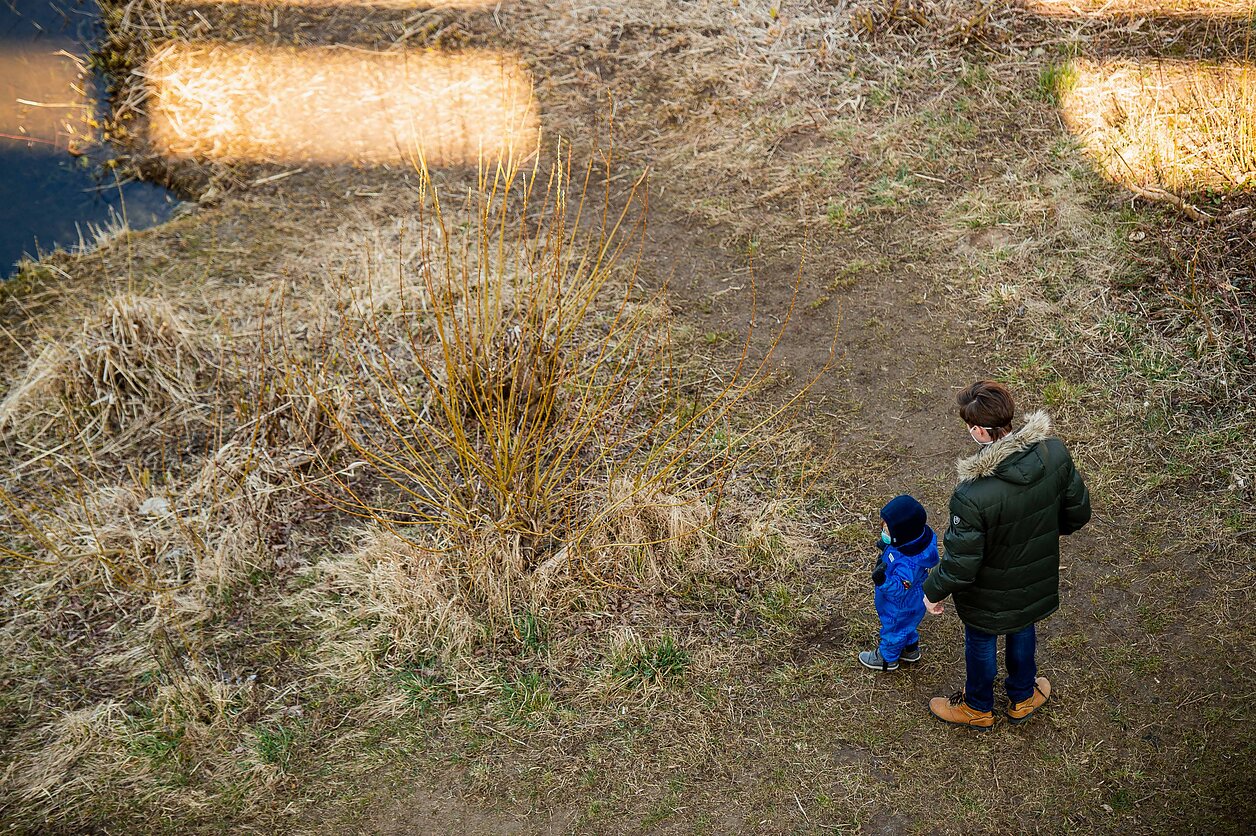 Tik po keliolikos pokalbių moteris įsidarbino: įtaria, kad už durų liko dėl mažo vaiko