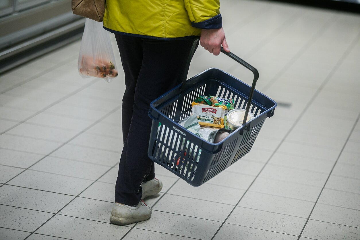 Ekonomistai: jei karas Irane tęsis, Lietuva taps viena brangiausių ES valstybių