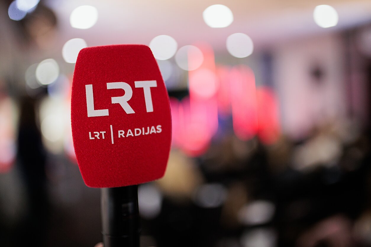 LB išleis kolekcinę sidabrinę monetą „Lietuvos radijui – 100“